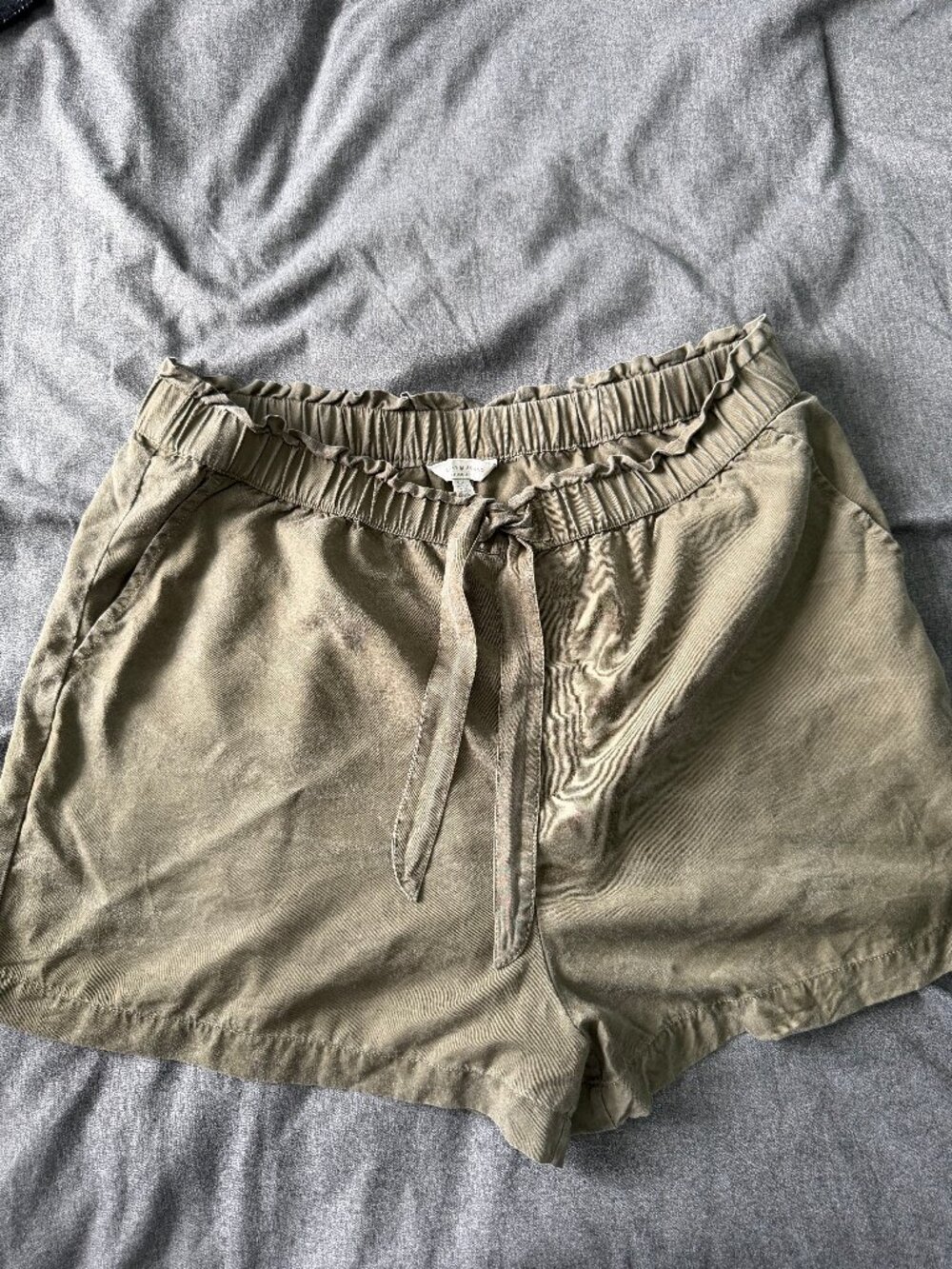Lucky Brand Olive Green Paperbag waist shorts - size large